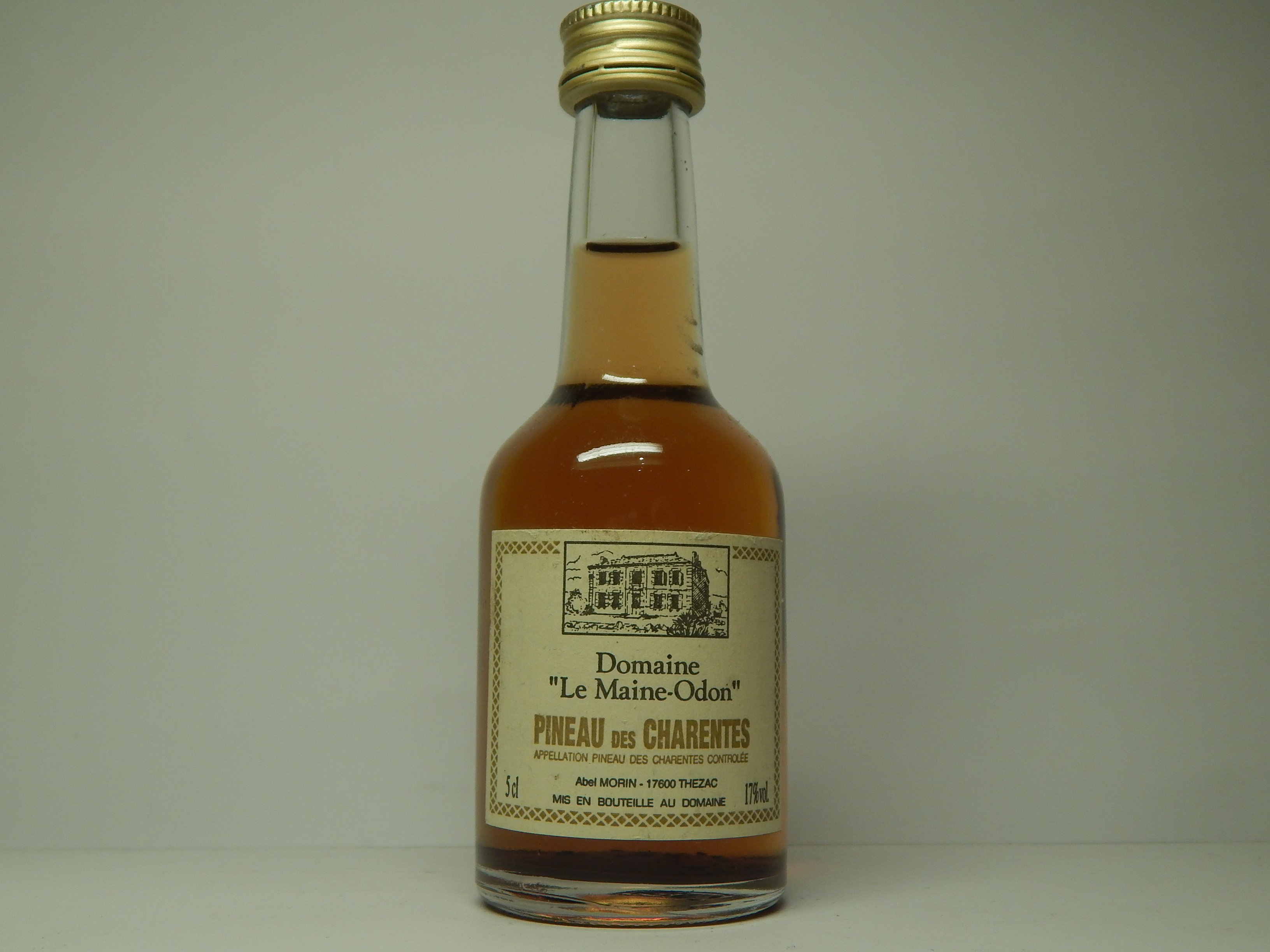 DOMAINE "Le Maine-Odon " Pineau des Charentes